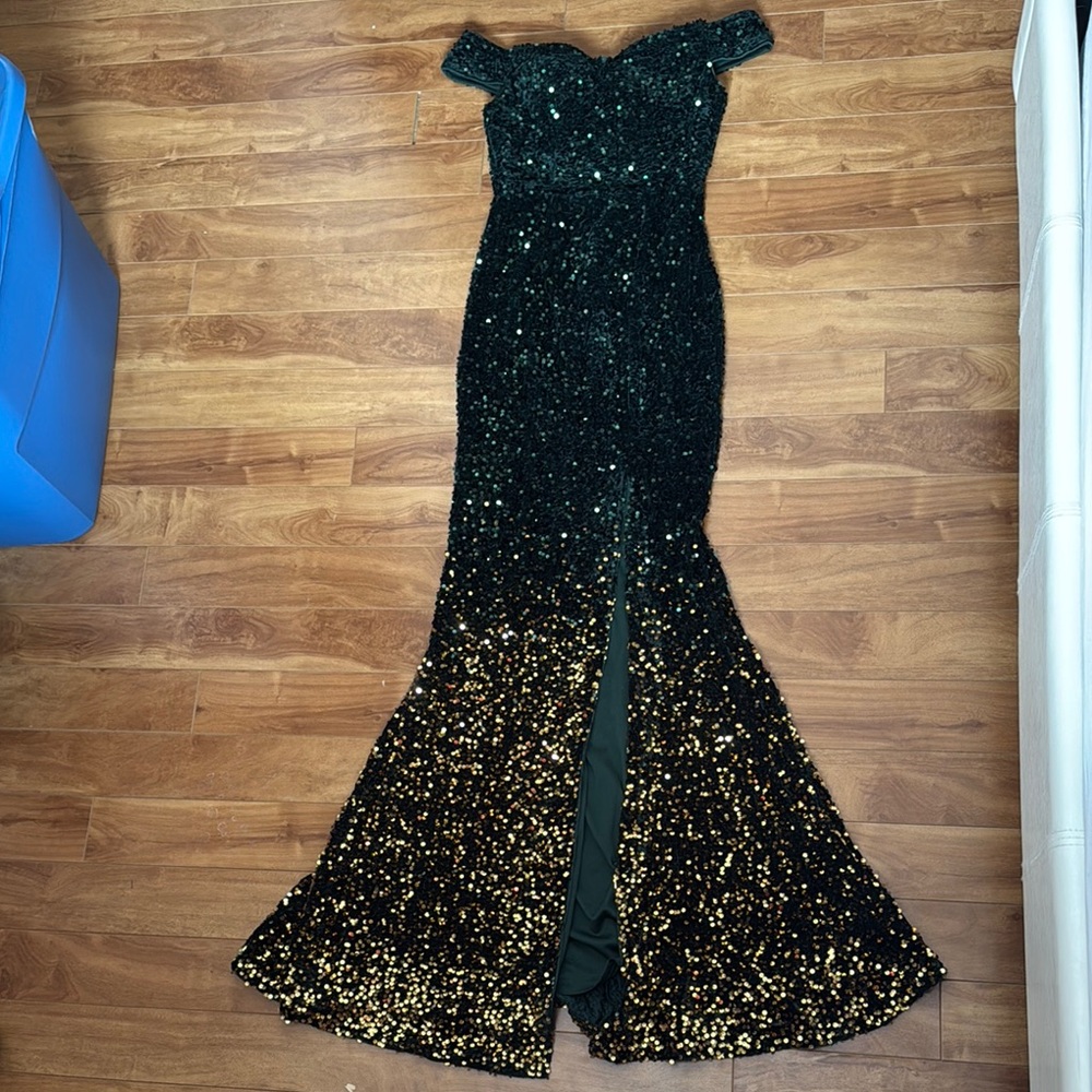 Green Embellished Slit Maxi Gown for Cocktail